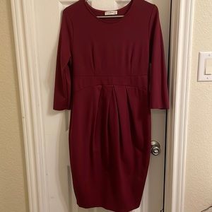 Hello Miz Maternity Burgundy dress. Size Large.